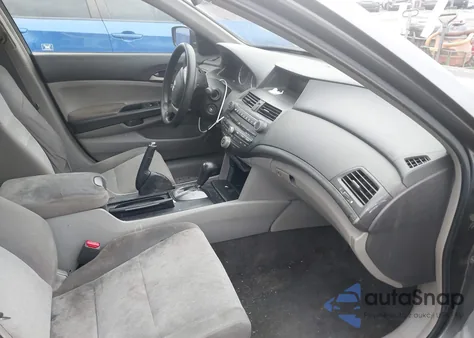 2009 Honda Accord 2.4 Lx-P z USA, uszkodzony, nr VIN 1HGCP264X9A184533